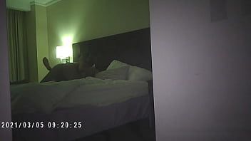 Riproduci Cazzo ragazza latina a letto, fantastico
