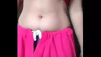 Redare Desi cu saree care arată întregul corp sexy și oferă, de asemenea, nud plătit, sunați la numărul de WhatsApp 7697323024. Interesați îmi puteți trimite mesaje, dar nu o demonstrație gratuită, ok