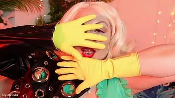 Redare Asmr video - mănuși galbene de uz casnic