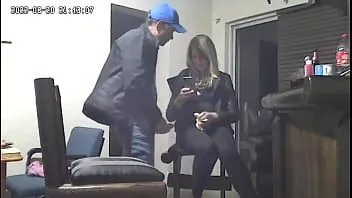 play Spycam: calda sorellastra bionda beccata con mio marito