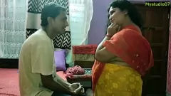 Oynat Desi Bhabhi'nin Genç Masum Çocukla Samimi XXX Karşılaşması