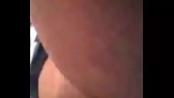 Riproduci Duo scopa con la mia figliastra di 18 anni pt.2