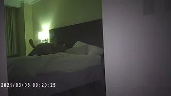 Riproduci Cazzo ragazza latina a letto, fantastico