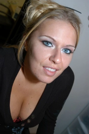 Bintang porno Riley Evans